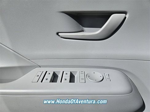 Used 2025 Hyundai Kona SEL image 20