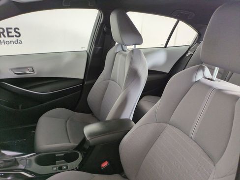 Used 2024 Toyota Corolla SE image 11