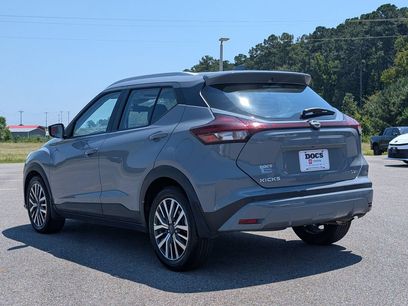 Used 2022 Nissan Kicks SV