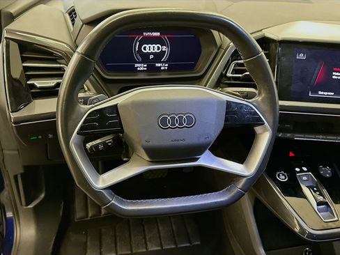 Used 2022 Audi Q4 e-tron Prestige image 18