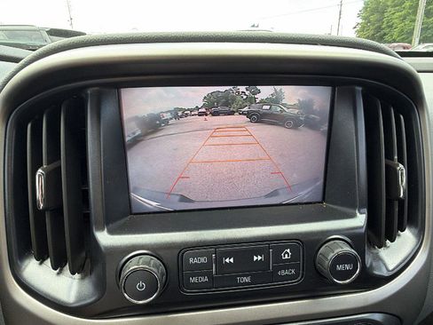 Used 2016 Chevrolet Colorado Z71 AWD/4WD image 29