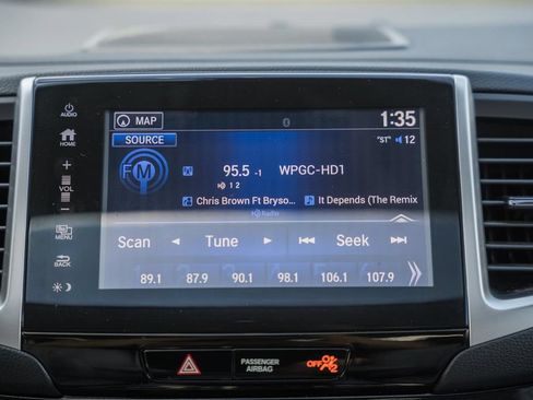 Used 2017 Honda Ridgeline RTL-E image 23