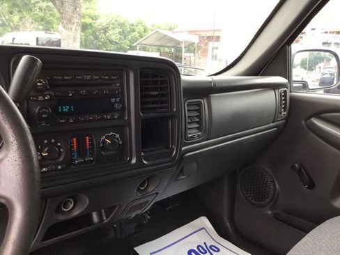 Used 2006 Chevrolet Silverado 1500 W/T RWD image 20