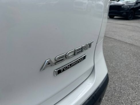 Used 2019 Subaru Ascent Touring AWD/4WD image 7