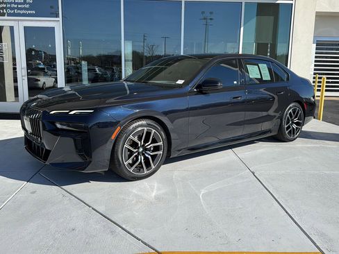 Certified 2023 BMW 740i w/ Parking Assistance Package image 2