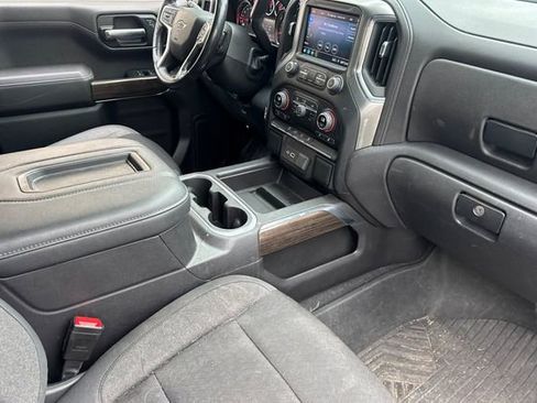 Used 2021 Chevrolet Silverado 1500 LT Trail Boss image 18