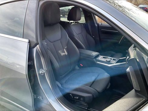 Used 2025 BMW i4 eDrive40 w/ Premium Package image 10