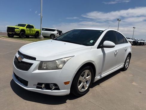 Used 2013 Chevrolet Cruze LT w/ RS Package FWD image 3