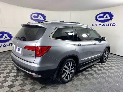 Used 2016 Honda Pilot Elite image 3