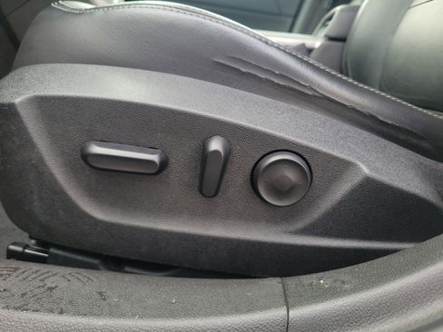 Used 2013 Chevrolet Malibu LT image 18