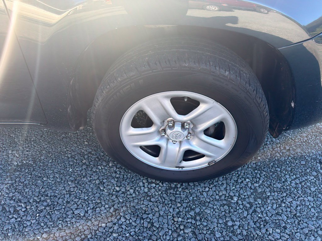 Used 2011 Toyota RAV4 2WD w/ Base L4 Extra Value Pkg image 10