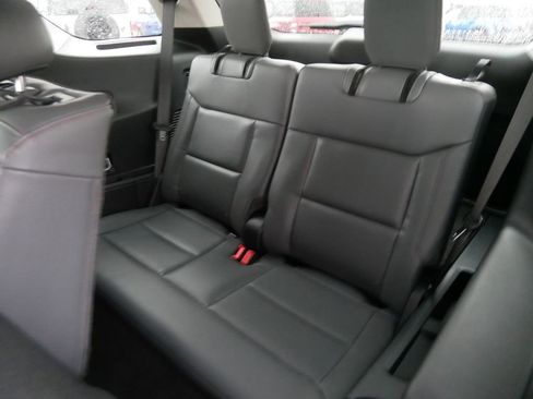 Used 2026 Ford Explorer Active w/ Active Comfort Package image 17