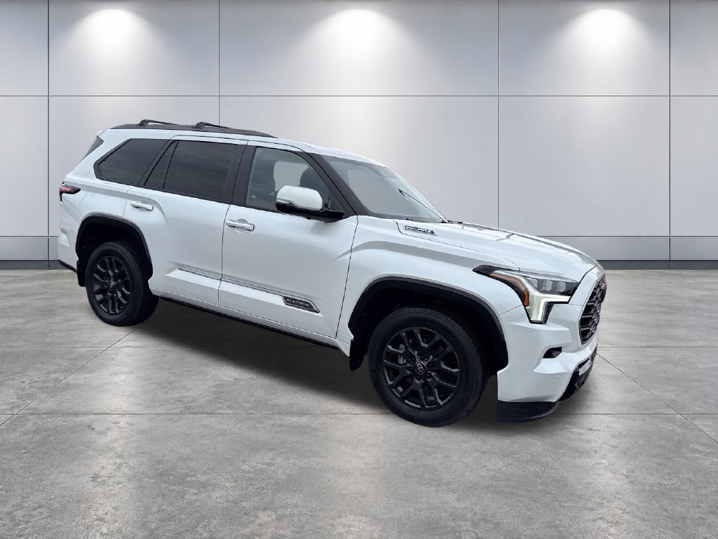 Used 2025 Toyota Sequoia Platinum AWD/4WD image 7
