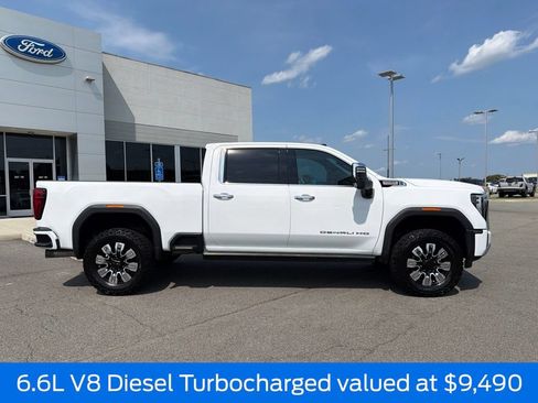 Used 2024 GMC Sierra 2500 Denali w/ Denali Reserve Package AWD/4WD image 2