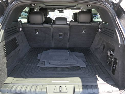 Used 2023 Land Rover Range Rover Sport SE AWD/4WD image 21