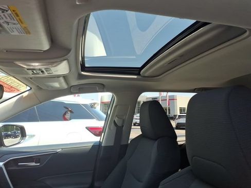 Used 2024 Toyota RAV4 XLE w/ Convenience Package FWD image 16