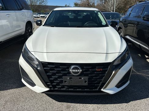 Certified 2023 Nissan Altima 2.0 SR image 2