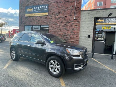 Used 2016 GMC Acadia SLE image 1