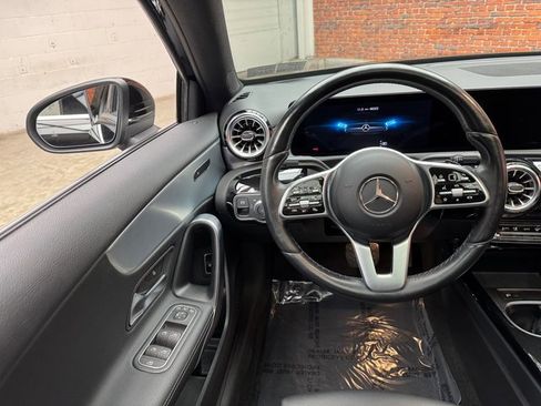 Used 2022 Mercedes-Benz A 220 4MATIC image 13