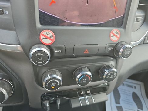 Used 2024 RAM 2500 Big Horn image 26