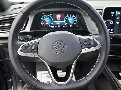 Used 2024 Volkswagen Atlas Cross Sport SE AWD/4WD image 27