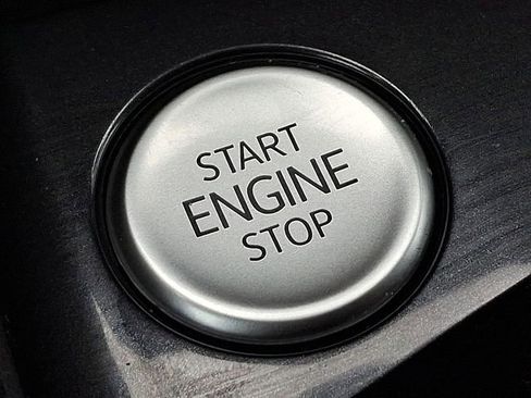 Used 2024 Volkswagen Tiguan SE image 24