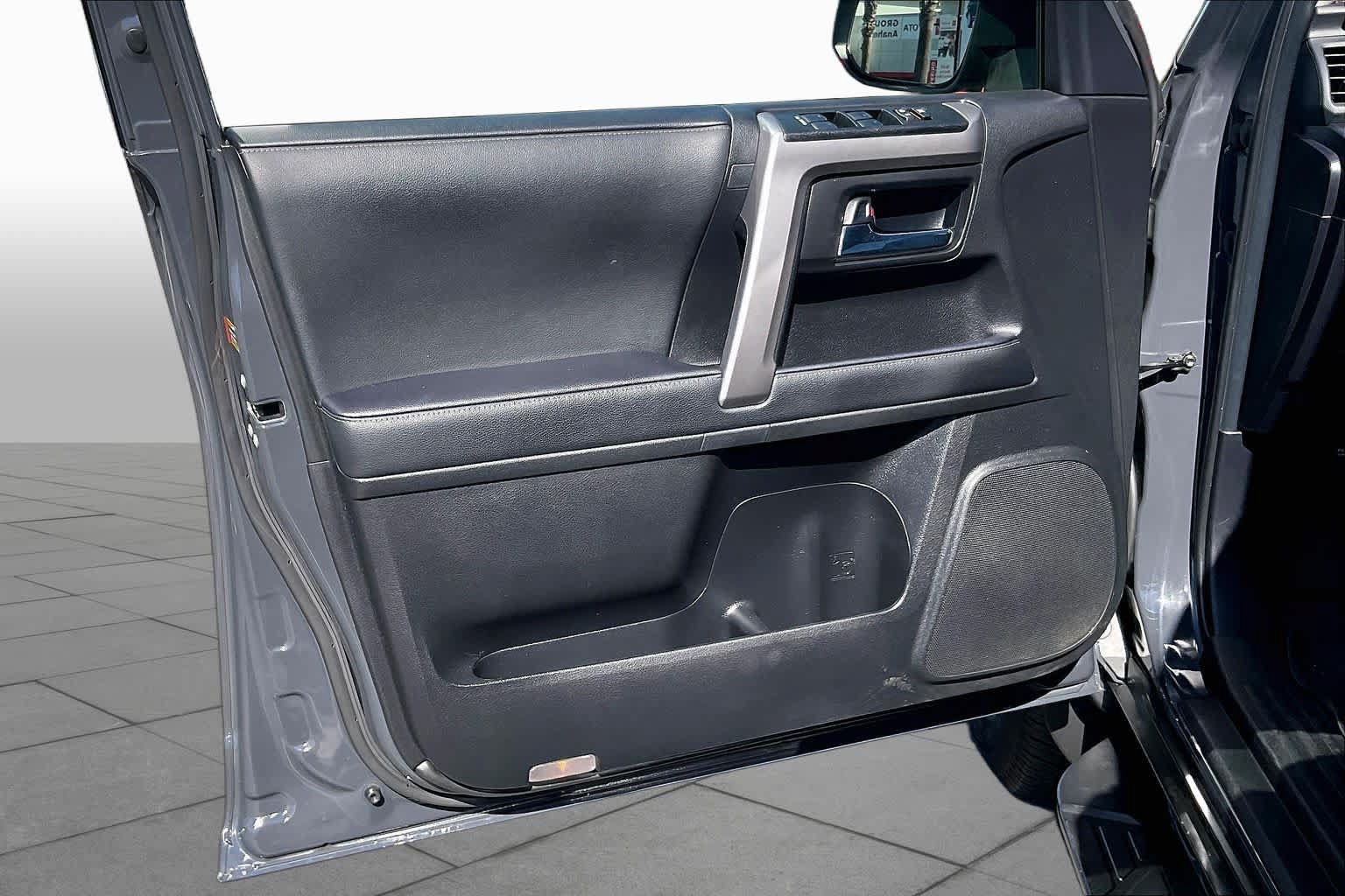 Used 2024 Toyota 4Runner SR5 RWD image 20