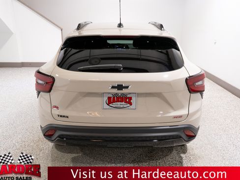Used 2026 Chevrolet Trax RS w/ Driver Confidence Package FWD image 4