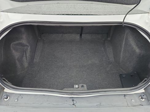 Used 2012 Dodge Challenger SRT8 w/ Premium Sound Group image 26