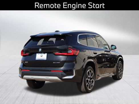 Certified 2025 BMW X1 xDrive28i w/ Technology Package AWD/4WD image 9