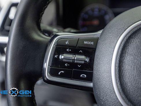Used 2022 Kia Sorento SX AWD/4WD image 14