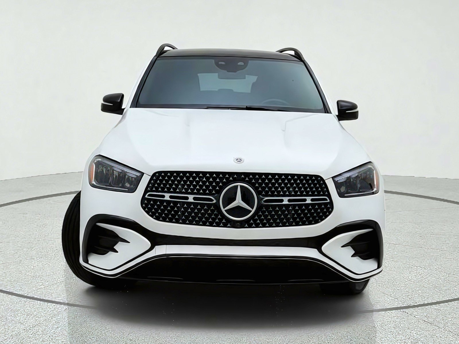 Certified 2025 Mercedes-Benz GLE 450e 4MATIC image 3