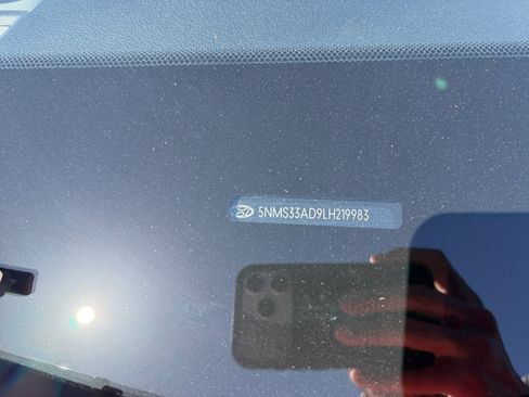 Used 2020 Hyundai Santa Fe SEL image 25