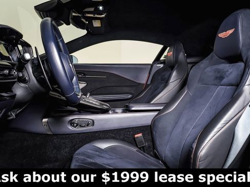Used 2025 Aston Martin V8 Vantage Coupe image 19