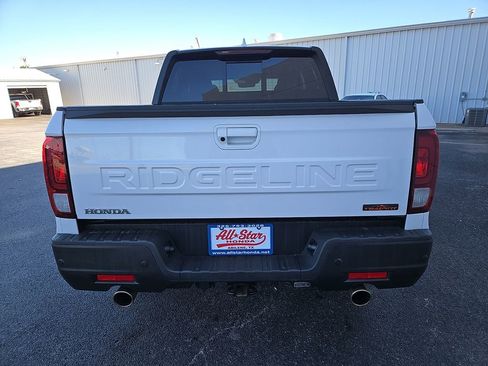 Used 2024 Honda Ridgeline TrailSport image 6