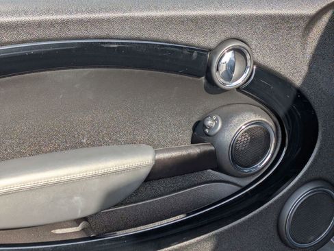 Used 2013 MINI Cooper S image 14