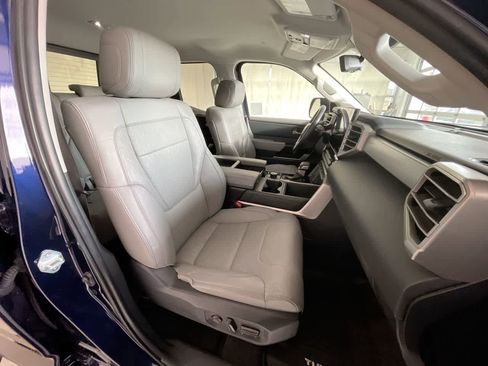Used 2023 Toyota Tundra Limited image 24