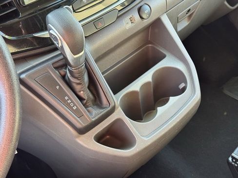 Used 2023 Ford Transit 350 XLT image 28