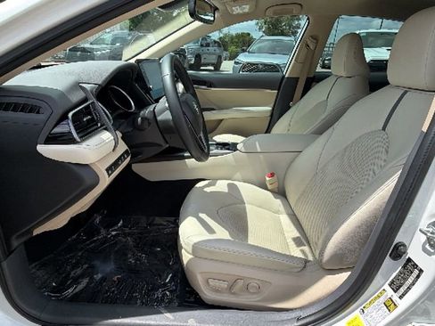 Certified 2023 Toyota Camry XLE w/ Cold Weather Package FWD image 16