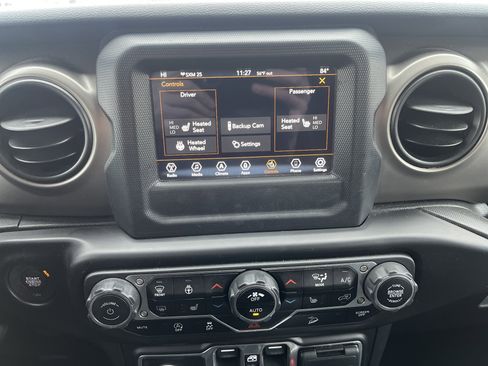 Used 2020 Jeep Wrangler Unlimited Sport image 28