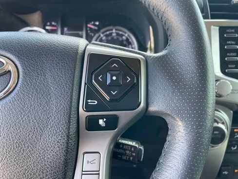Used 2022 Toyota 4Runner Limited AWD/4WD image 16