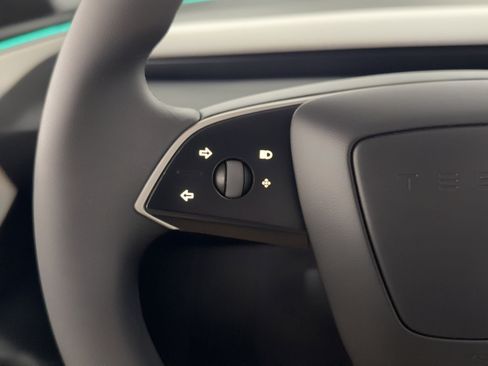 Used 2025 Tesla Model 3 Long Range RWD image 21