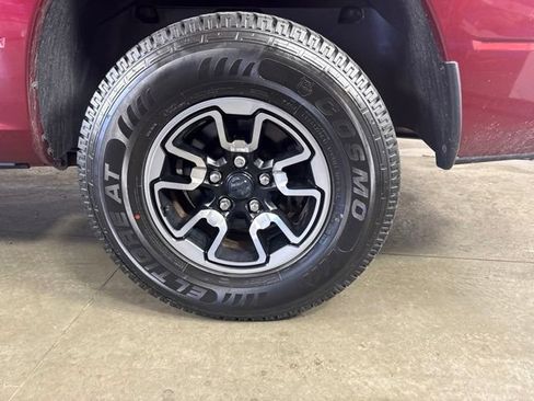 Used 2016 RAM 1500 Big Horn AWD/4WD image 9