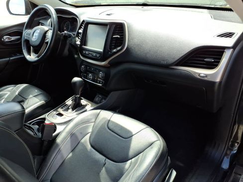 Used 2014 Jeep Cherokee Limited w/ Technology Group FWD image 5