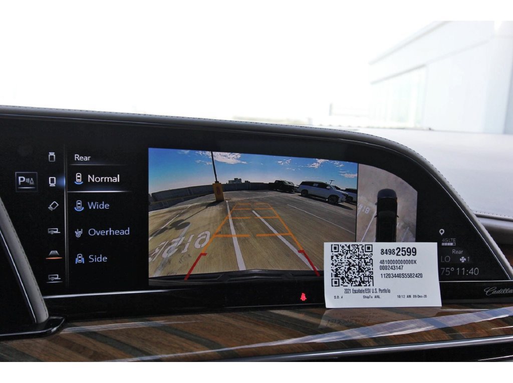 Used 2021 Cadillac Escalade Premium Luxury Platinum w/ Heavy-Duty Trailer Package AWD/4WD image 23