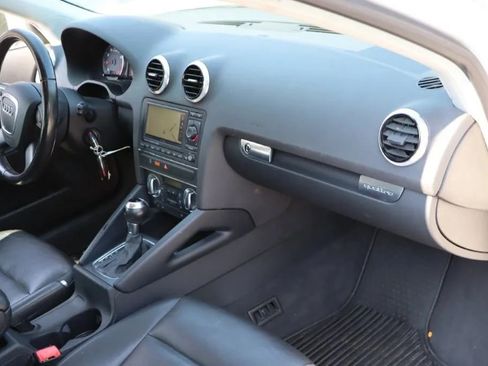 Used 2013 Audi A3 2.0T Premium image 13