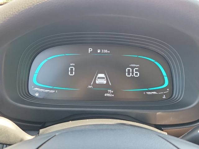 Certified 2026 Hyundai Venue SE FWD image 9