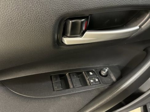 Used 2026 Toyota Corolla SE image 18