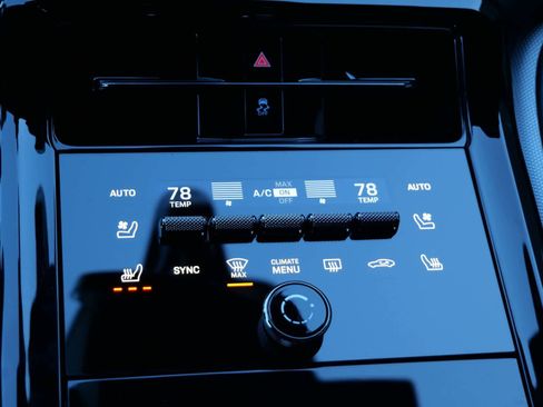 New 2026 Porsche Panamera 4 image 23