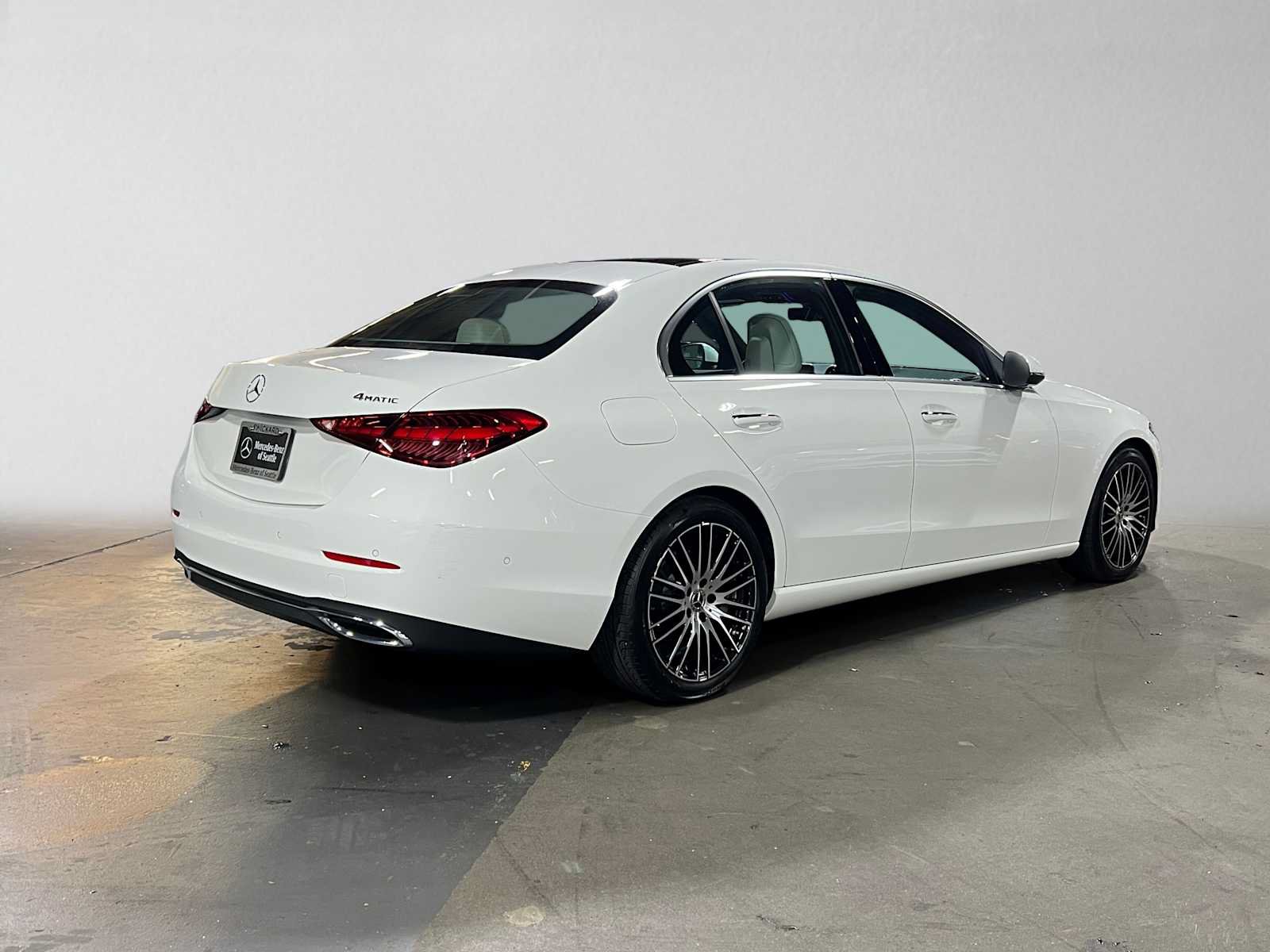 Used 2026 Mercedes-Benz C 300 4MATIC Sedan image 3